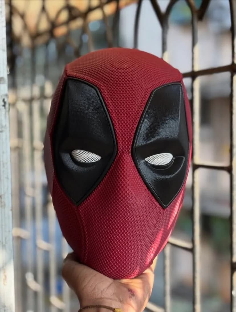 Deadpool – Kırmızı & Siyah Koleksiyonluk Maske 3D baskı koleksiyon maskesi