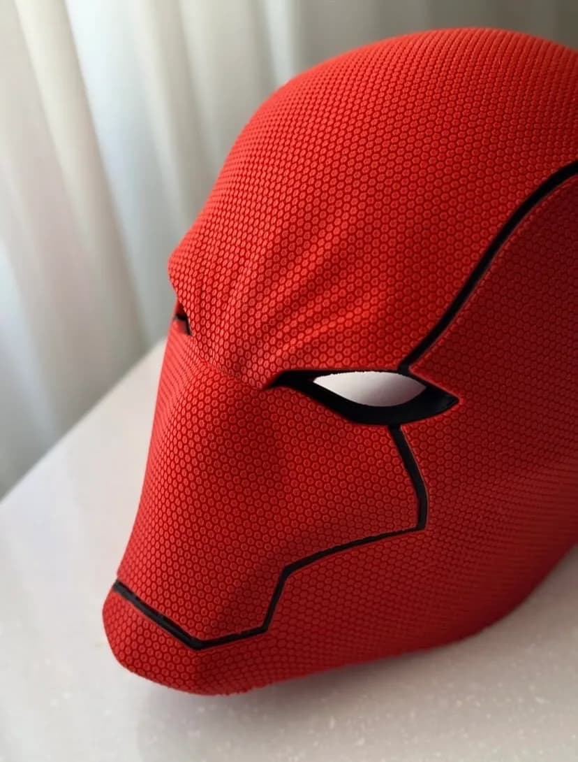 Red Hood – Kırmızı Taktik Koleksiyon Maskesi 3D baskı koleksiyon maskesi